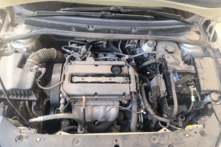 Used Buick GT 2013 GT 1.6L Automatic Fashion Edition Engine Bay