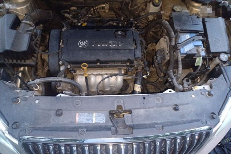 Used Buick GT 2013 GT 1.6L Manual Entry-Level Model Engine Bay