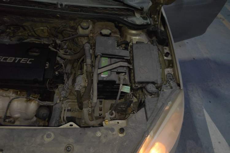 Used Buick GT 2013 GT 1.6L Automatic Fashion Edition Engine Bay Left