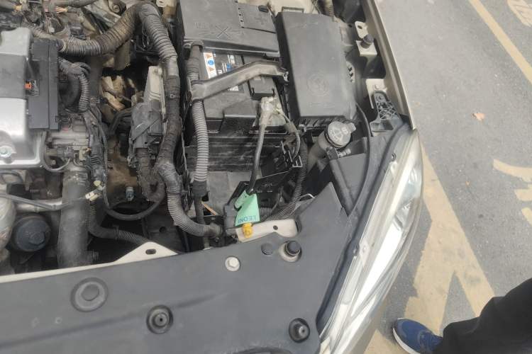 Used Buick GT 2013 GT 1.6L Manual Entry-Level Model Engine Bay Left