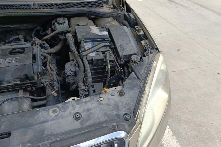 Used Buick GT 2013 GT 1.6L Manual Entry-Level Model Engine Bay Left