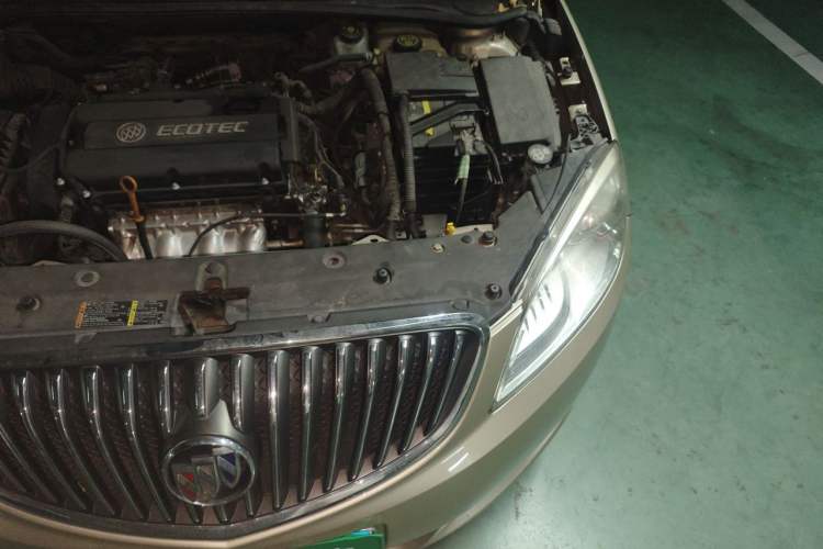 Used Buick GT 2013 GT 1.6L Automatic Fashion Edition Engine Bay Left