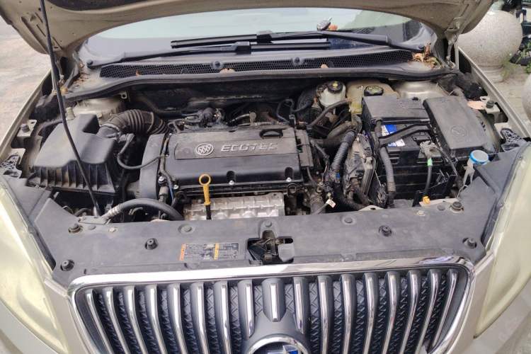 Used Buick GT 2013 GT 1.6L Manual Entry-Level Model Engine Bay