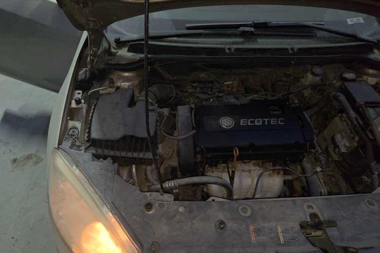 Used Buick GT 2013 GT 1.6L Automatic Fashion Edition Engine Bay Right