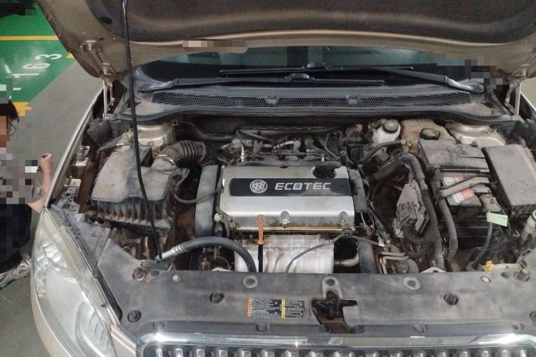Used Buick GT 2013 GT 1.8L Automatic Fashion Edition Engine Bay Right
