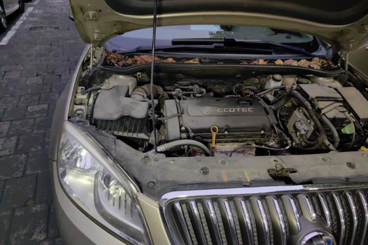 Used Buick GT 2013 GT 1.6L Automatic Fashion Edition Engine Bay Right