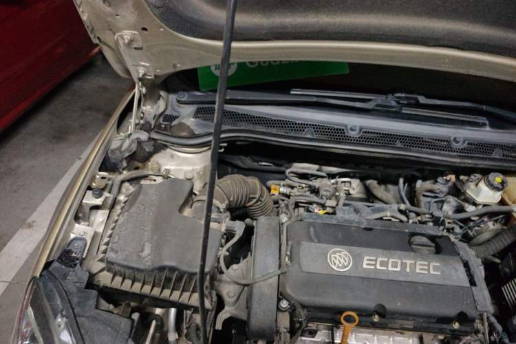 Used Buick GT 2013 GT 1.6L Automatic Fashion Edition Engine Bay Right