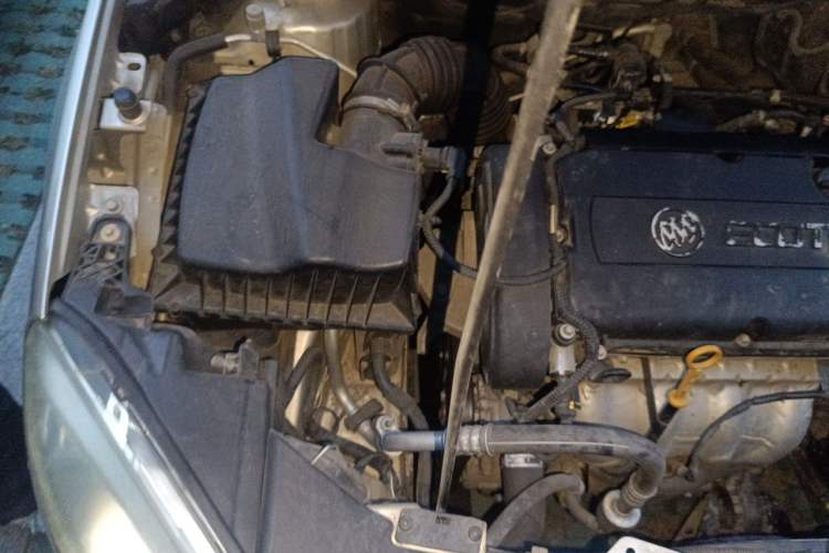 Used Buick GT 2013 GT 1.6L Manual Entry-Level Model Engine Bay Right