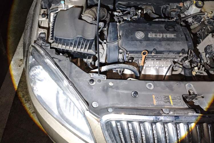 Used Buick GT 2013 GT 1.6L Automatic Comfort Edition Engine Bay Right