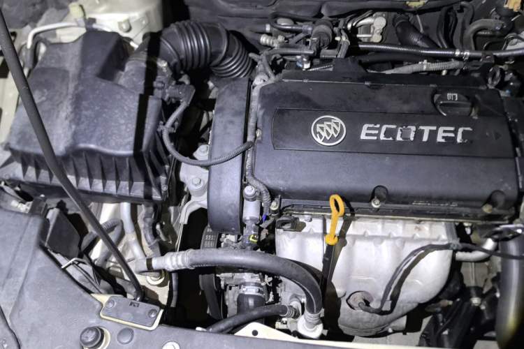 Used Buick GT 2013 GT 1.6L Automatic Fashion Edition Engine Bay Right