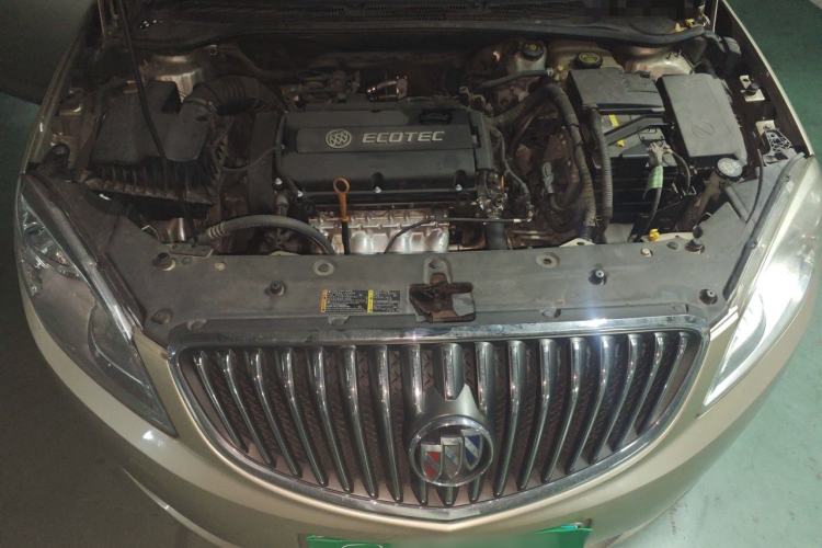 Used Buick GT 2013 GT 1.6L Automatic Fashion Edition Engine Bay