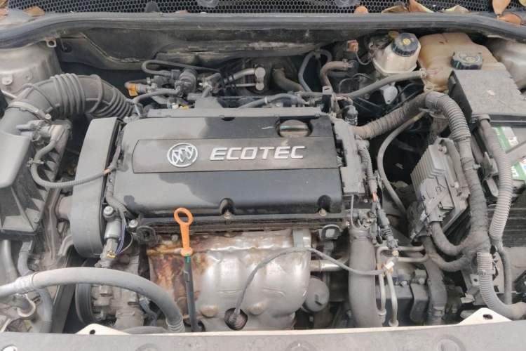 Used Buick GT 2013 GT 1.6L Automatic Fashion Edition Engine Bay