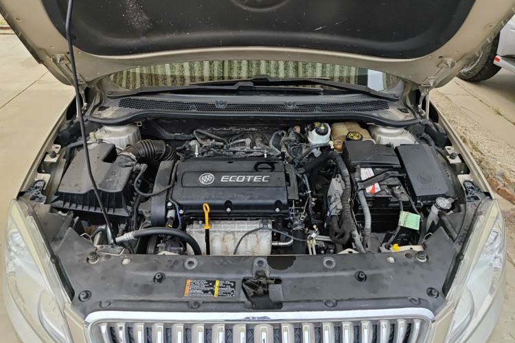 Used Buick GT 2013 GT 1.8L Automatic Fashion Edition Engine Bay