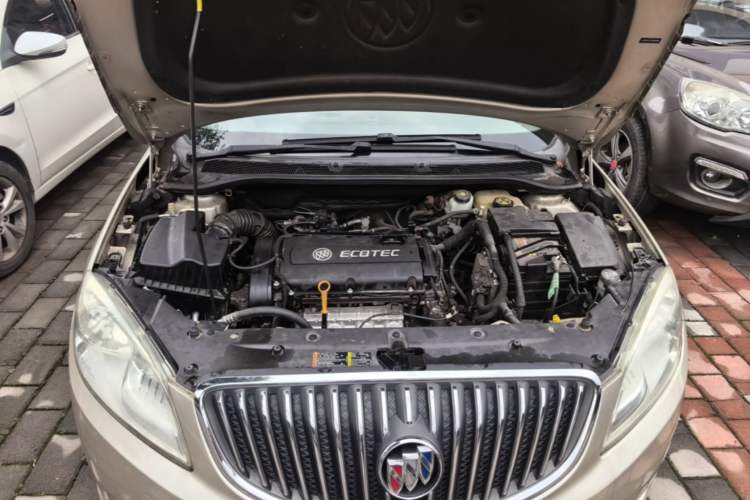 Used Buick GT 2013 GT 1.6L Automatic Fashion Edition Engine Bay