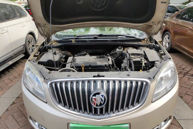 Used Buick GT 2013 GT 1.6L Manual Entry-Level Model Engine Bay