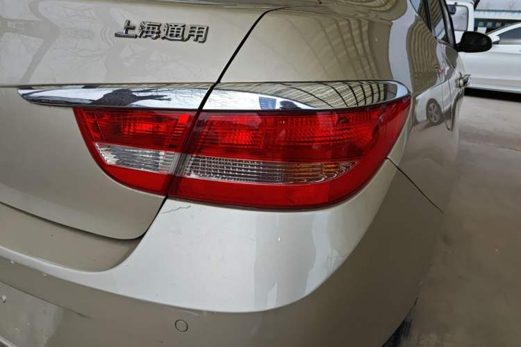 Used Buick GT 2013 GT 1.8L Automatic Fashion Edition Exterior 3