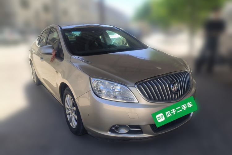 Used Buick GT 2013 GT 1.6L Automatic Fashion Edition Front Right 45 Deg