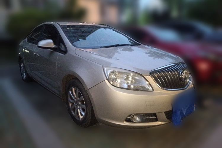 Used Buick GT 2013 GT 1.6L Manual Entry-Level Model Front Right 45 Deg
