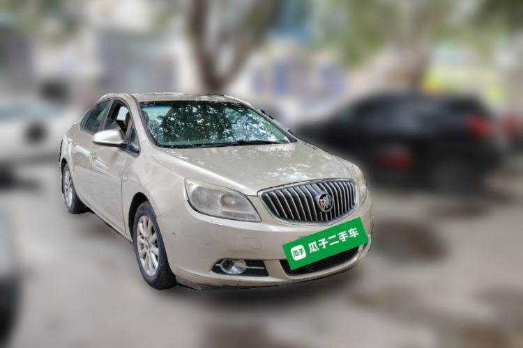 Used Buick GT 2013 GT 1.6L Automatic Fashion Edition Front Right 45 Deg