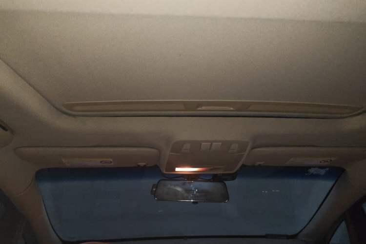 Used Buick GT 2013 GT 1.6L Automatic Fashion Edition Headliner