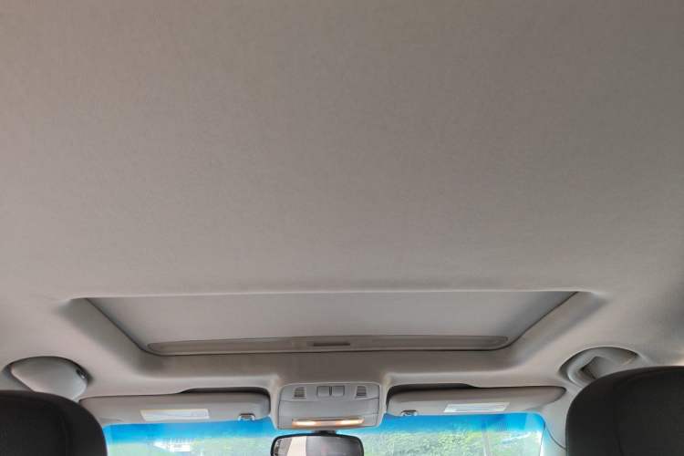 Used Buick GT 2013 GT 1.6T Automatic Fashion Sport Edition Headliner