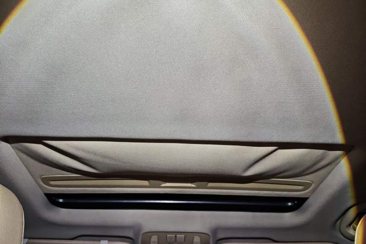 Used Buick GT 2013 GT 1.6L Automatic Comfort Edition Headliner