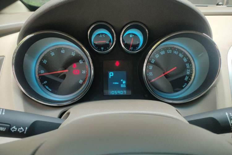 Used Buick GT 2013 GT 1.6L Automatic Fashion Edition Instrument Cluster