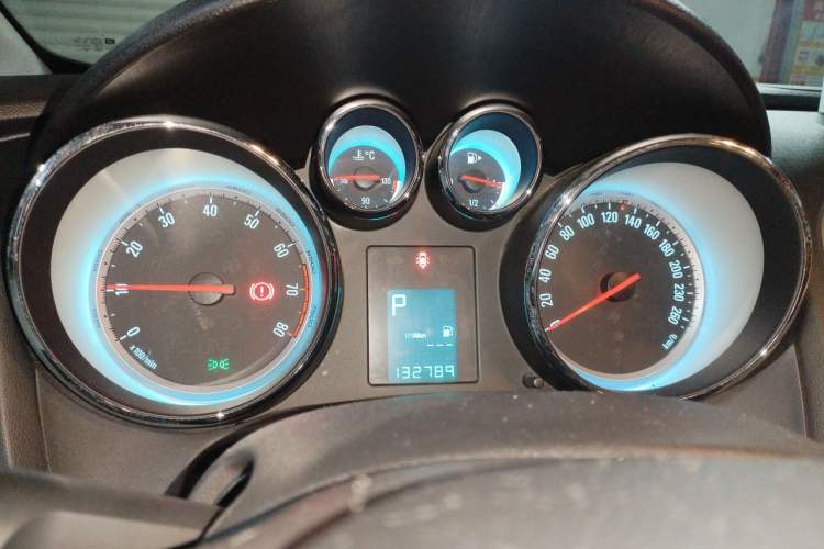 Used Buick GT 2013 GT 1.8L Automatic Fashion Edition Instrument Cluster