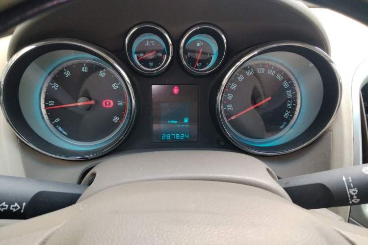 Used Buick GT 2013 GT 1.6L Manual Entry-Level Model Instrument Cluster