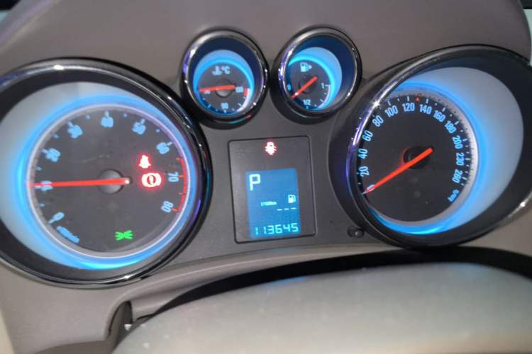 Used Buick GT 2013 GT 1.6L Automatic Fashion Edition Instrument Cluster