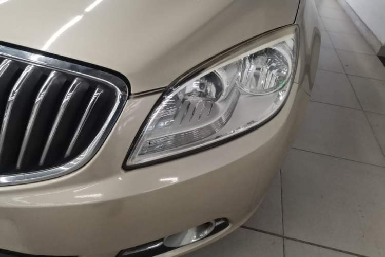 Used Buick GT 2013 GT 1.6L Automatic Fashion Edition Left Front Headlight