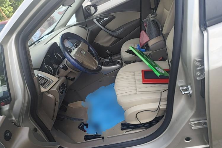 Used Buick GT 2013 GT 1.6L Manual Comfort Edition Left Front Seat