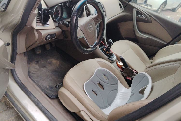 Used Buick GT 2013 GT 1.6L Manual Entry-Level Model Left Front Seat