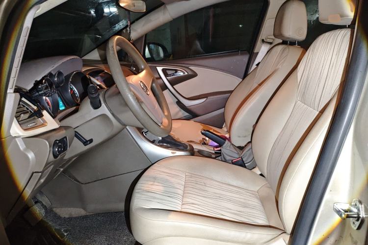 Used Buick GT 2013 GT 1.6L Automatic Comfort Edition Left Front Seat