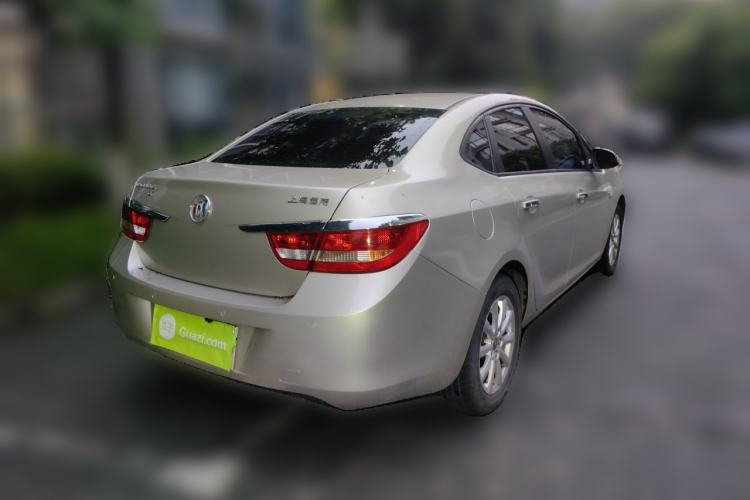 Used Buick GT 2013 GT 1.6L Automatic Fashion Edition Rear Right 45 Deg