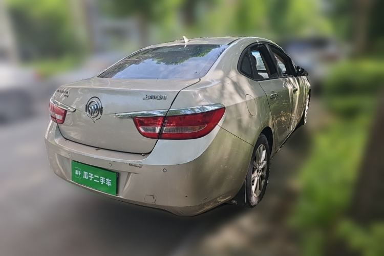 Used Buick GT 2013 GT 1.6L Automatic Fashion Edition Rear Right 45 Deg
