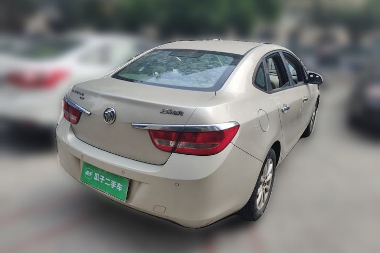 Used Buick GT 2013 GT 1.6L Automatic Fashion Edition Rear Right 45 Deg