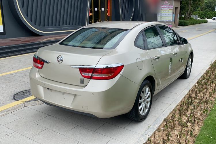 Used Buick GT 2013 GT 1.6L Automatic Fashion Edition Rear Right 45 Deg