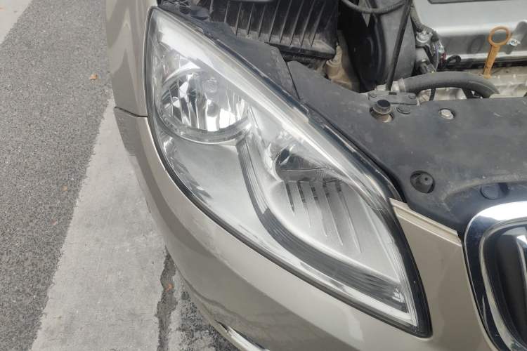 Used Buick GT 2013 GT 1.6L Manual Entry-Level Model Right Front Headlight