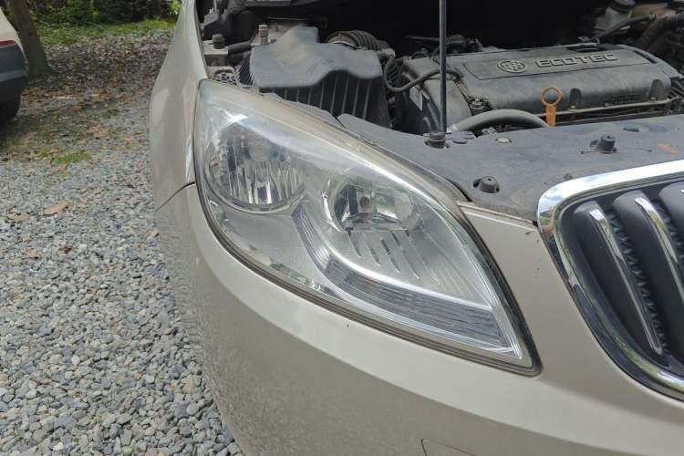 Used Buick GT 2013 GT 1.6L Manual Entry-Level Model Right Front Headlight