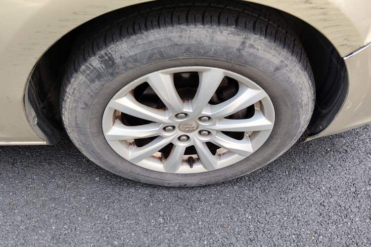 Used Buick GT 2013 GT 1.6L Manual Entry-Level Model Right Front Wheel Hub