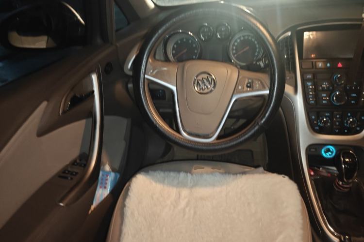 Used Buick GT 2013 GT 1.6L Manual Entry-Level Model Steering Wheel