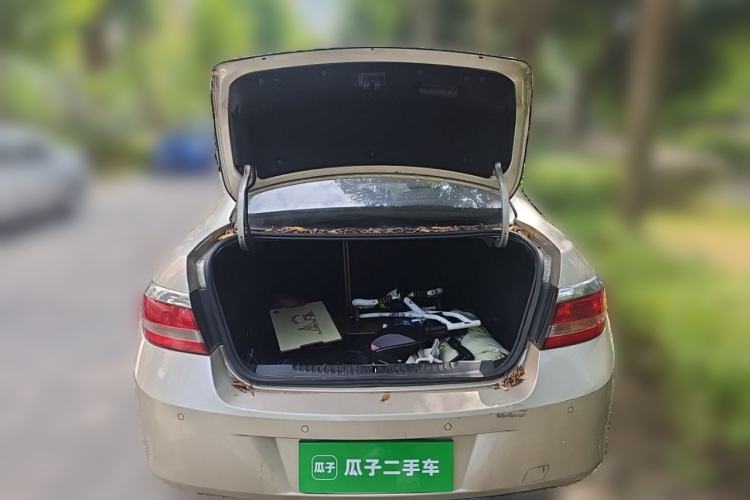 Used Buick GT 2013 GT 1.6L Automatic Fashion Edition Trunk