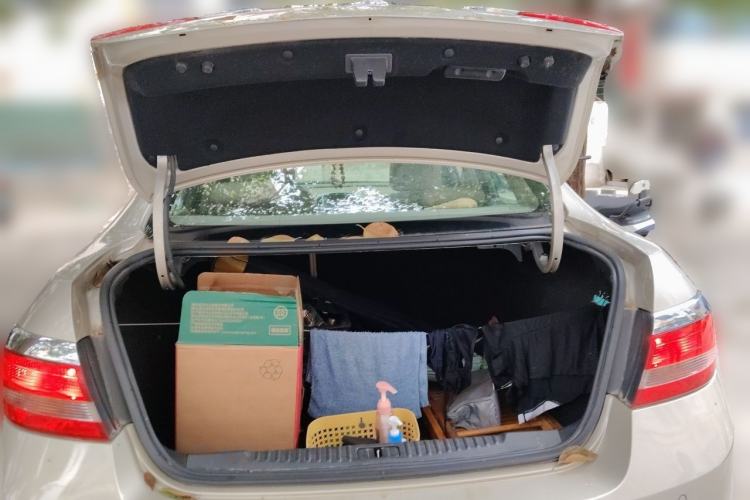Used Buick GT 2013 GT 1.6L Automatic Fashion Edition Trunk