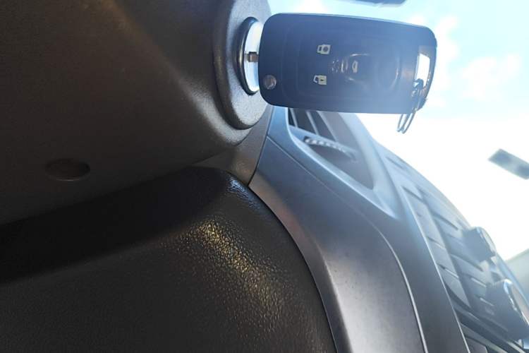 Used Buick GT 2013 GT 1.6L Manual Comfort Edition Vehicle Key