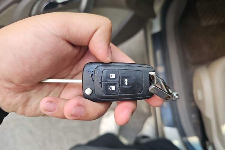 Used Buick GT 2013 GT 1.6L Automatic Fashion Edition Vehicle Key