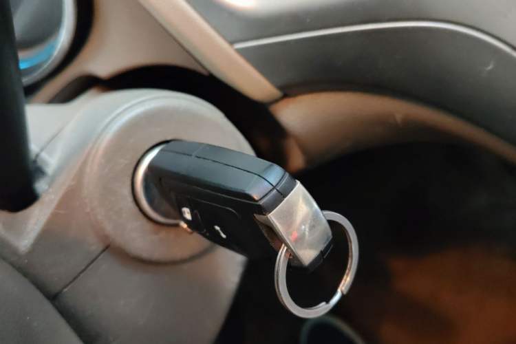 Used Buick GT 2013 GT 1.6L Automatic Fashion Edition Vehicle Key