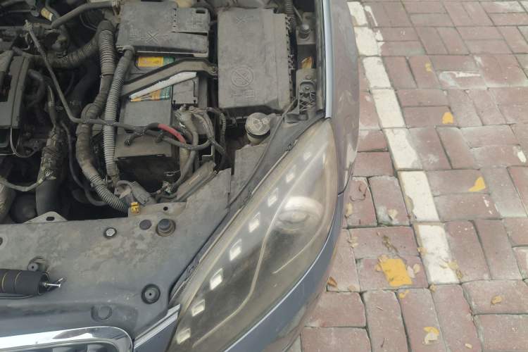 Used Buick GT 2013 GT 1.6L Manual Entry-Level Model Engine Bay Left