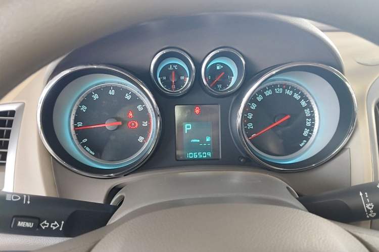 Used Buick GT 2013 GT 1.6L Automatic Fashion Edition Instrument Cluster