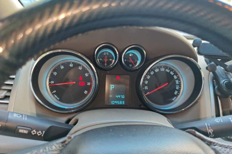 Used Buick GT 2013 GT 1.6L Automatic Fashion Edition Instrument Cluster